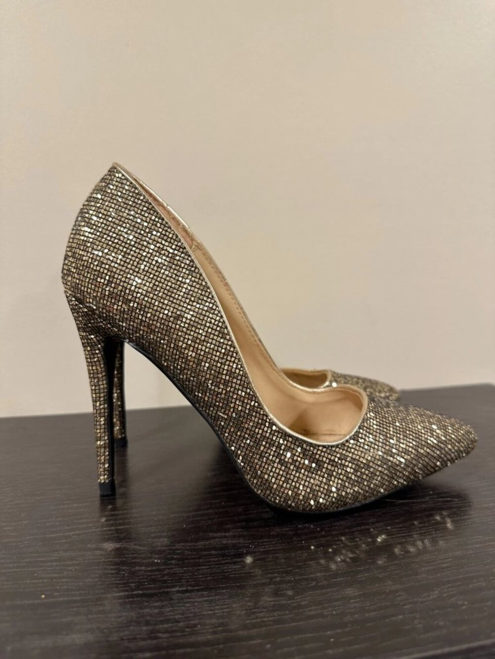 Glittery Gold t-strap heels, size 8
